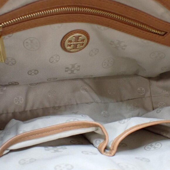 Tory Burch Amanda Logo Flap Zip Tote Shoulder Bag Camel Leather - Picture 8 of 9